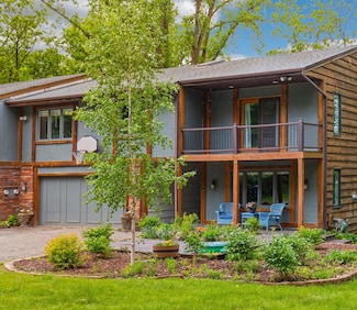 6140 Chaska Rd, Excelsior, MN 55331