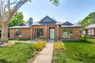 2301 Crestview Ln, Rowlett, TX 75088