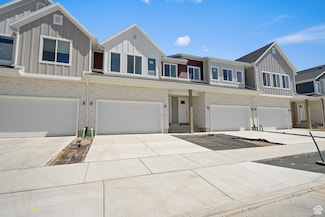1697 W 2770 S Unit 202, Syracuse, UT 84075