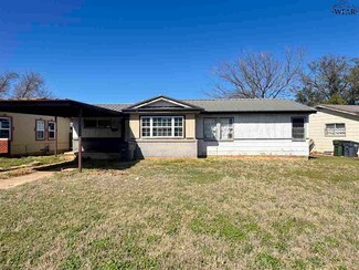1624 Sunnyside Ln, Wichita Falls, TX 76301