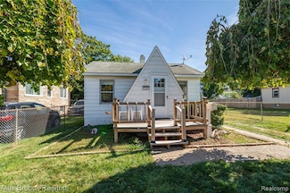 23376 Harding Ave, Hazel Park, MI 48030