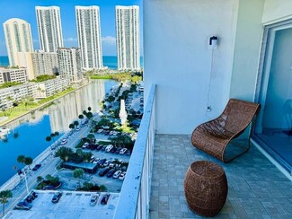 500 Bayview Dr Unit 1723, Sunny Isles Beach, FL 33160