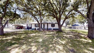 109 Lakeview Dr, Lake City, TX 78368