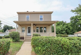 35 Arlington St, Nashua, NH 03060