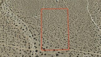 774 Manzanita Rd, Landers, CA 92285