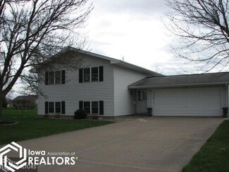 129 Maple Dr, Mediapolis, IA 52637