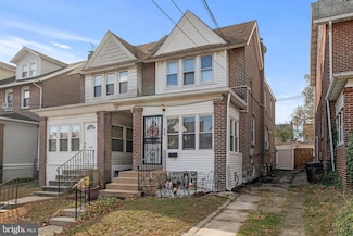 236 Wolfenden Ave, Darby, PA 19023