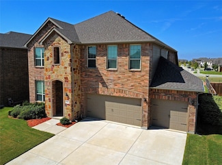 2809 Lakeside Dr, Aubrey, TX 76227