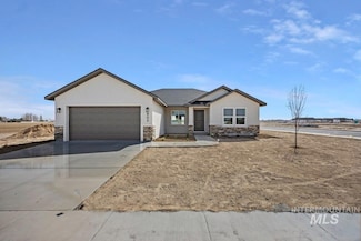 502 Hope Ave, Salmon, ID 83467