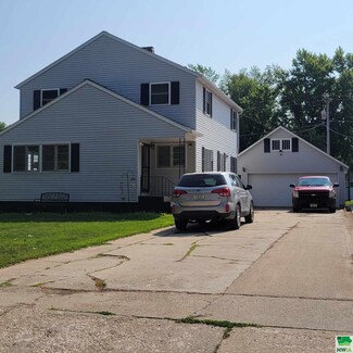 113 S Locust St, Marcus, IA 51035