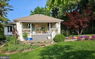 6112 Naval Ave, Lanham, MD 20706