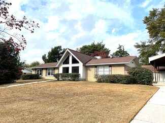 1807 Westover Dr, Dothan, AL 36303