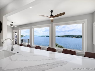 16 & 52 Hawk Hill Ct, Lake Ozark, MO 65049