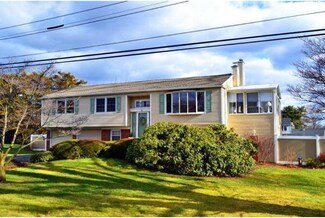 1831 Eastend Ave, Levittown, PA 19056