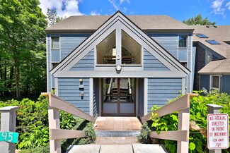 695 E Mountain Rd Unit D-4, Killington, VT 05751