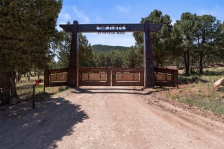 19 The Cliffs View, Glorieta, NM 87535