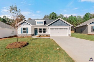 145 Red Tail Cir, Powersville, GA 31008