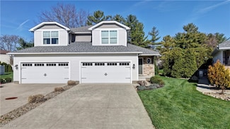 1369 Cascade Cir W, Canton, OH 44708