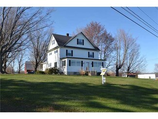 4582 Lake Rd, Williamson, NY 14589