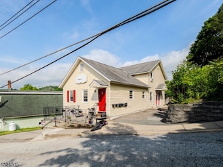 3 Church St, Sussex, NJ 07461