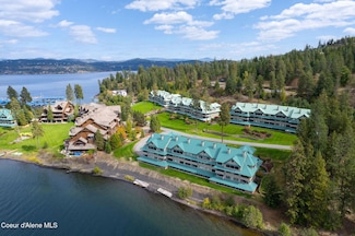 4797 S Arrow Point Dr Unit 104, Harrison, ID 83833