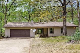 106 Tam o Shanter Ct, Hot Springs National Park, AR 71913