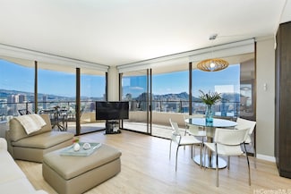 1910 Ala Moana Blvd Unit 36D, Honolulu, HI 96815