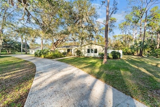 3501 Sunbeam Dr, Sarasota, FL 34240