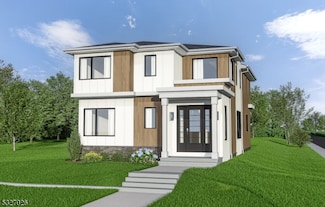 13 Beverly Rd, Livingston, NJ 07039