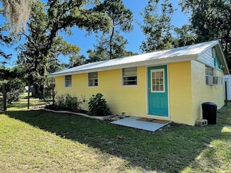 208 12th St E, Steinhatchee, FL 32359