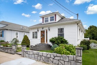 385 Eddy St, Fall River, MA 02723