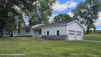 116 Tipple Rd, Hudson, NY 12534