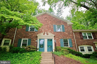 5918 Prince George Dr Unit 313, Springfield, VA 22152