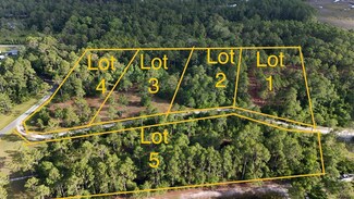 173 Skipper Rd, Carrabelle, FL 32322