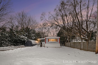 7905 Woodland Rd, Lake Odessa, MI 48849