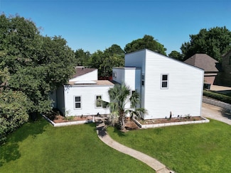 5705 Trail Lake Dr, Arlington, TX 76016