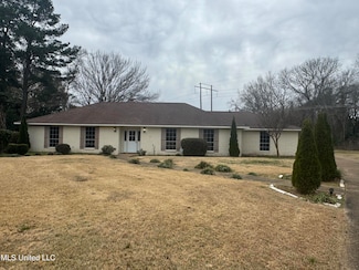 6 Raintree St N, Natchez, MS 39120