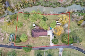 203 N Bayou Bend Dr, Baytown, TX 77521