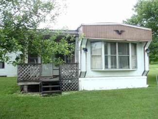 35 Ems T3 Ln, North Webster, IN 46555