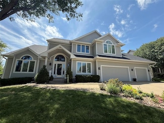14092 Lake Pointe Dr, Clive, IA 50325