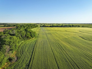 13 Road, Moline, KS 67353