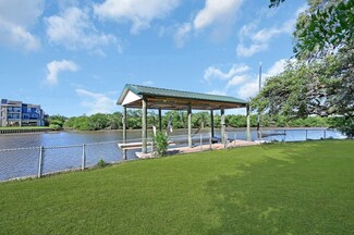 18214 Nassau Bay Dr, Houston, TX 77058