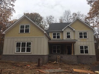 2493 Blue Mist Dr, Signal Mountain, TN 37377