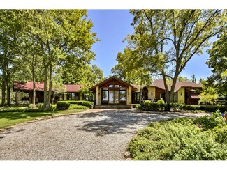4827 Oregon Rd, Wellsville, KS 66092