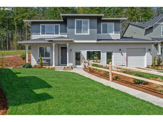 16805 SE Pacific Crest Trail Place Unit 582, Happyvalley, OR 97086