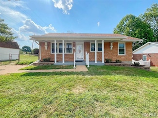 9775 Radio Dr, Saint Louis, MO 63123