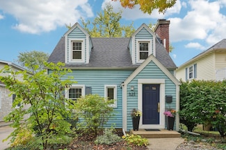 821 Minakwa Dr, Madison, WI 53711