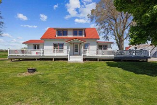 3233 F52 Trail, Parnell, IA 52325