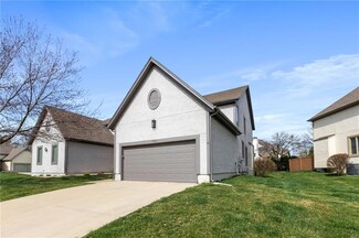 11922 Westgate St, Overland Park, KS 66213