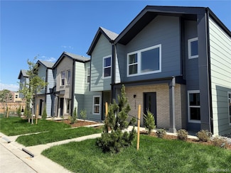 1335 Alton St, Aurora, CO 80010